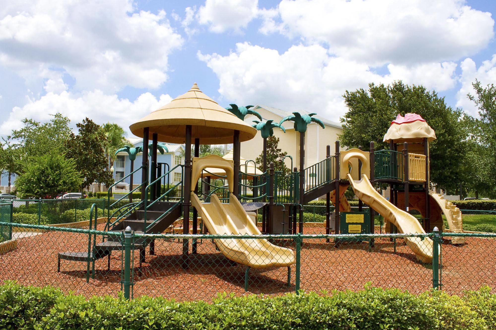 Exploria Express By Exploria Resorts Clermont Exterior photo