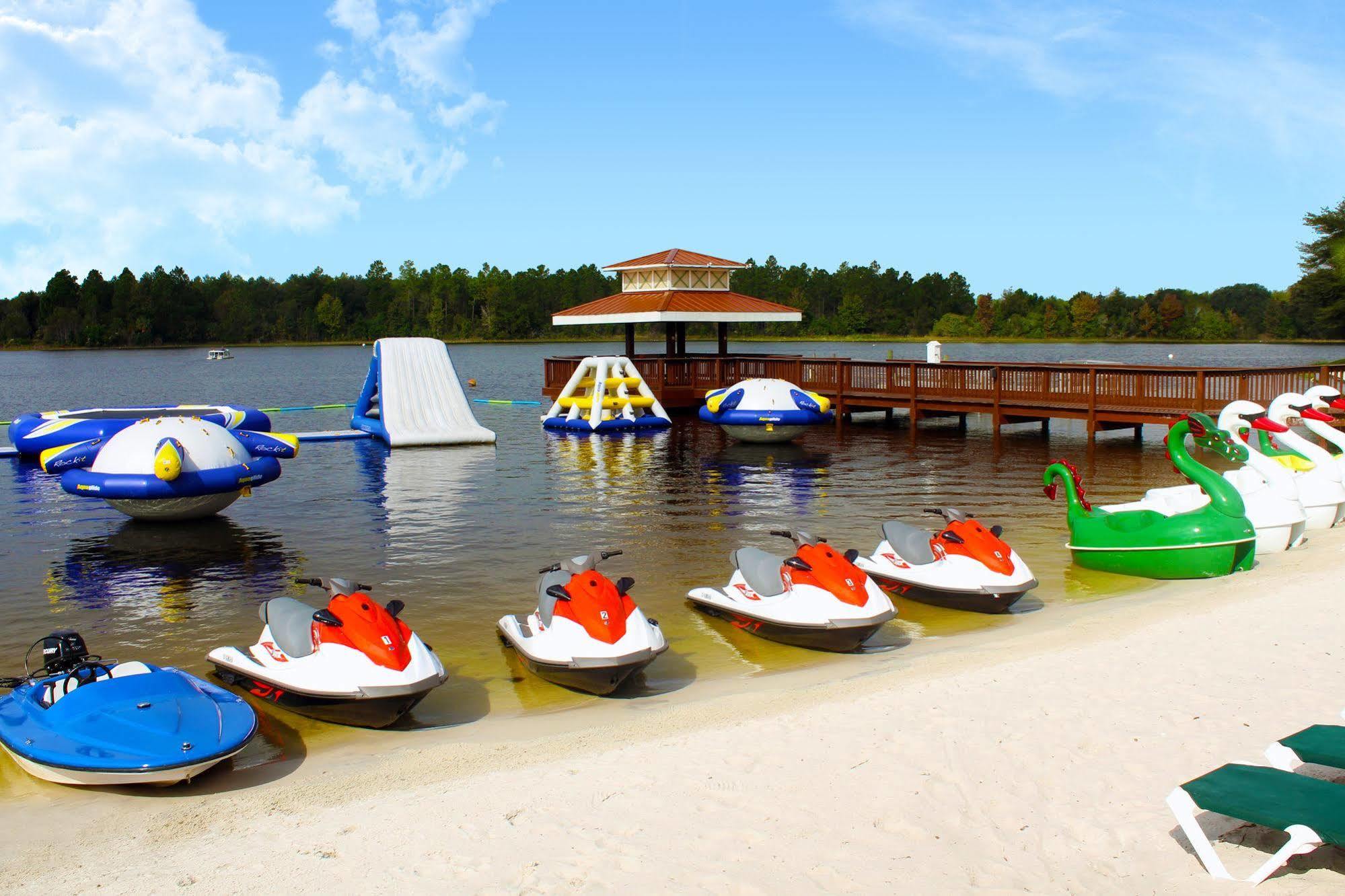 Exploria Express By Exploria Resorts Clermont Exterior photo
